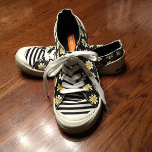 Daisies and stripes Rocket Dogs sz 9